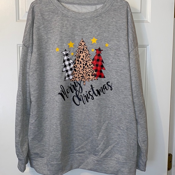 Merry Christmas sweatshirt - Picture 1 of 2